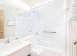 デイズ イン バイ ウィンダム ウエスト ラピッド シティ 写真