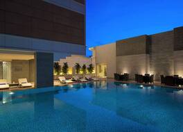 ラディソン ブル ホテル ジェッダ アル サラム 写真