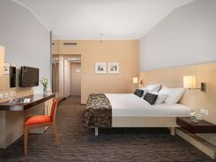 ヴァラマール ラクロマ ドゥブロニック 写真