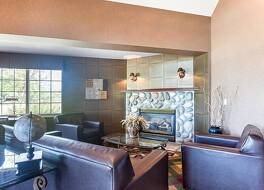 スリープ イン & スイーツ ベイ ビュー アクメ - トラバースシティ 写真