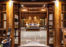 ウマ ルサ 写真