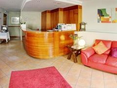 ホテル モンターネ 写真