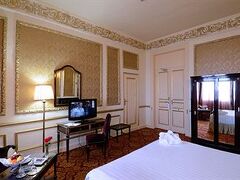 ウィンザー パレス ラグジュアリー ヘリテージ ホテル シンス 1902 バイ パラダイス イン グループ 写真