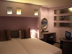 デ カイザー ホテル 写真