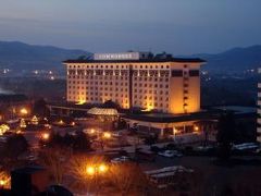 コモドール ホテル 写真