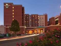 ホームウッド スイーツ バイ ヒルトン エッジウォーター 写真