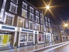 ウエストコート ホテル 写真