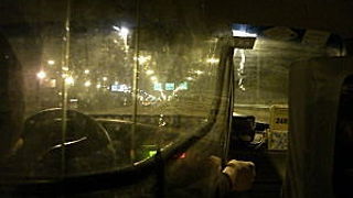 タクシー乗る前には小額紙幣の用意を！！！