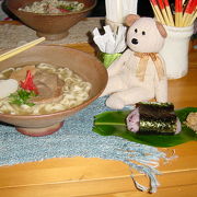 知るヒトぞ知る絶品の沖縄そば！