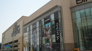 Deira City Centre-空港に近い巨大ショッピングモール