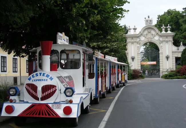 ケストヘイの遊覧車ドットー