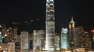 A Symphony of Lightsを見るなら･･･