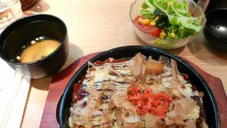 パリでお好み焼き！(≧∇≦)