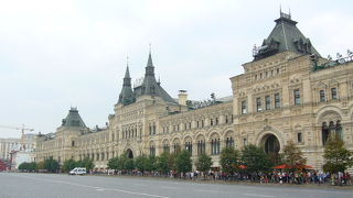 グム百貨店のアイスクリーム屋