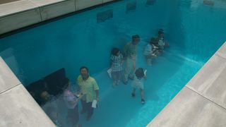 摩訶不思議でとっても楽しい｢金沢21世紀美術館｣