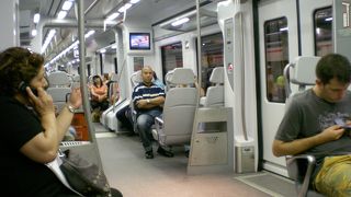 アランフェス行きの電車は気軽に乗れる