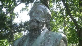 クラーク博士、お久しぶりです。