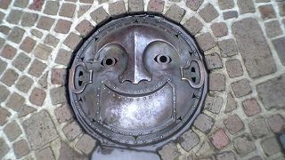 パティオの井戸と排水溝の蓋