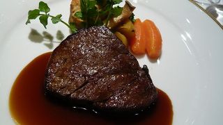 さすが老舗レストラン