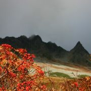 6時間歩いた末の見事な山岳紅葉