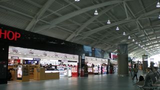 オープンしたばかりの金海国際空港の新ターミナルの情報。