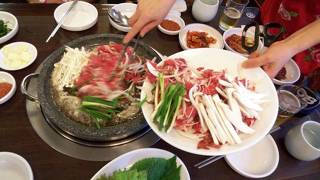 路地裏のお店は場所がチョッと分かりづらいです