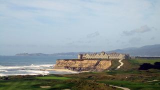 海沿いのきれいなゴルフ場