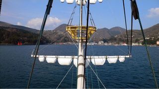 大勢の外国人観光客で賑わいます