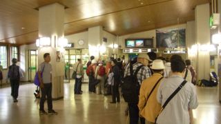 おみやげ・弁当が購入可能。