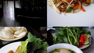 コロニアルな雰囲気が素敵なカフェ･レストラン「テンプル・クラブ」