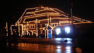 夜もきれいな、ブルームーン