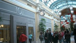 ここも最高級店がそろっています。