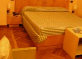 ホテル クラーレン 写真