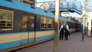 カイロの地下鉄は女性専用車両あり！