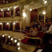 国立オペラ劇場
