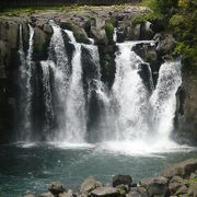 日本の滝百選　『関之尾滝』
