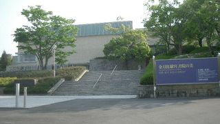 ゆったりとした美術館です