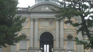 奈良国立博物館