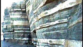 自然の驚異！須佐ホルンフェルス大断層！