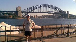 マラソン好きの方、シドニーに来たらぜひこの橋を走ってみてください。