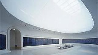 オランジュリー美術館のモネの部屋