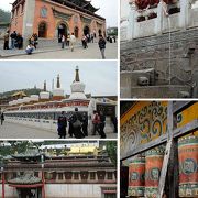 チベット仏教寺院のクンブム（タール寺）