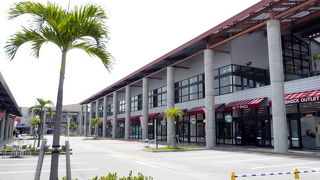 沖縄アウトレットモール あしびなー