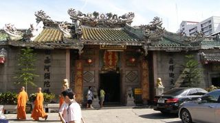 中国風寺院、ワット・マンコン