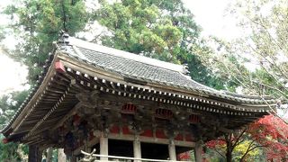 玉澤妙法華寺の鐘楼