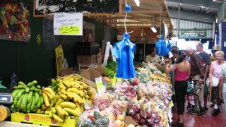 カラーラマーケット