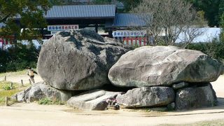 奈良、石舞台古墳（２００８年１１月）