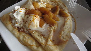 ピーベリー＆ガレットのクレープデザート