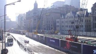 外灘（上海）付近は工事中