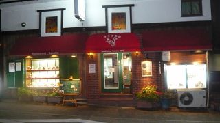 さすがにサラダが美味しい！『サラダの店　サンチョ』